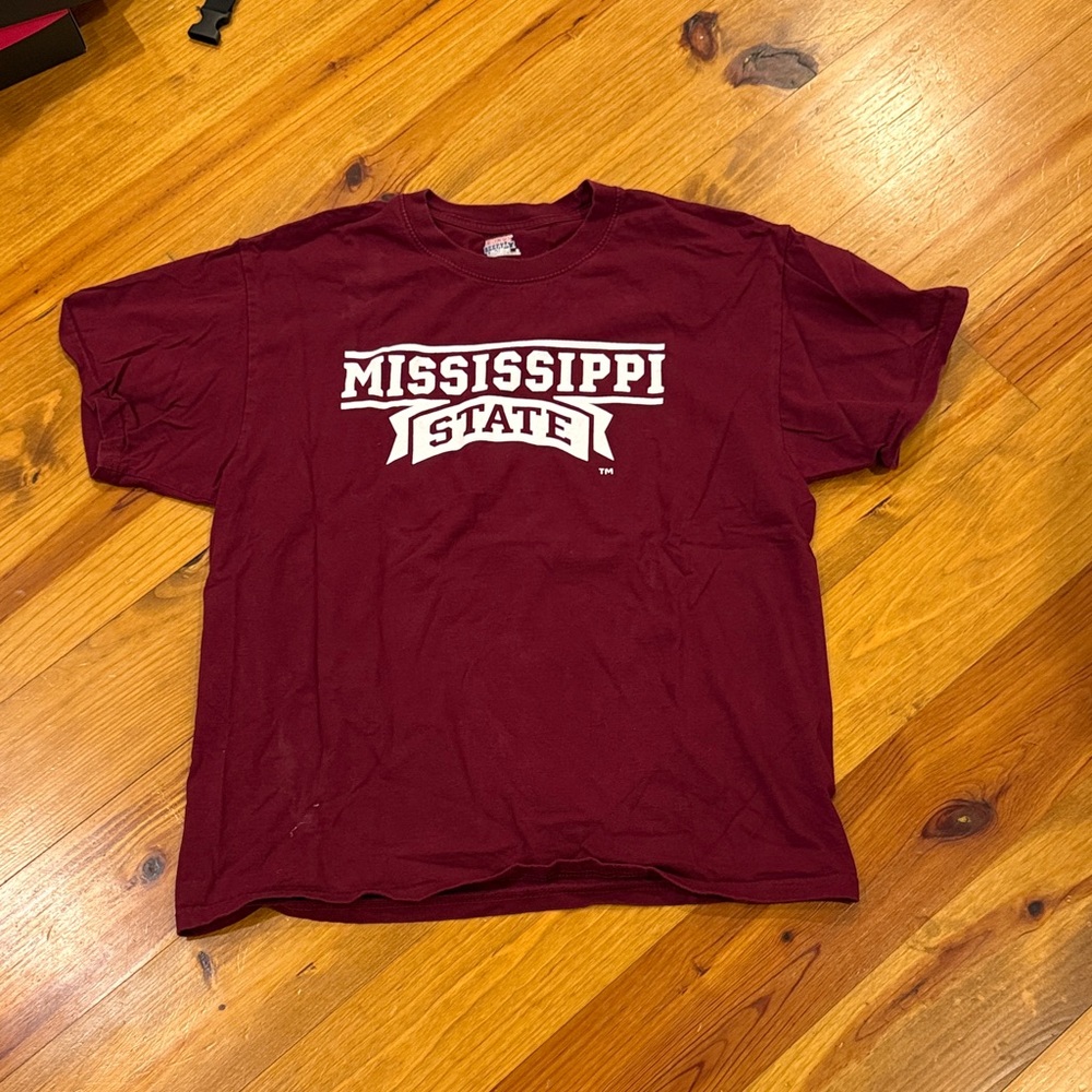 Mississippi State Short Sleeve Tee in Burgundy